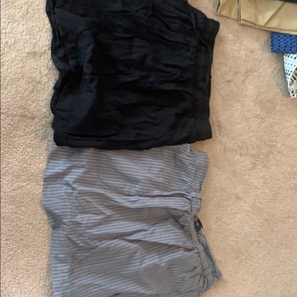 Mini skirt lot size xs and smalls - Picture 8 of 8